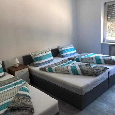 Appartamento Ferienwohnung An Der Waldschanke Würzburg